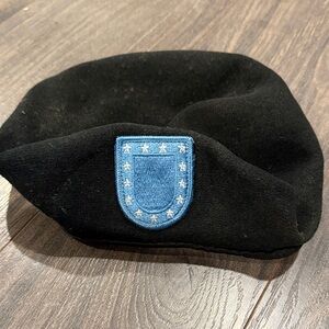 DSCP Black Beret with Blue Emblem 2:24